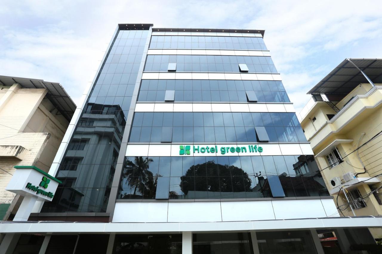 Capital O 61059 Green Life Hotel Kochi Exterior foto